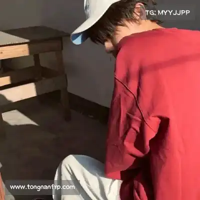 伏浩章